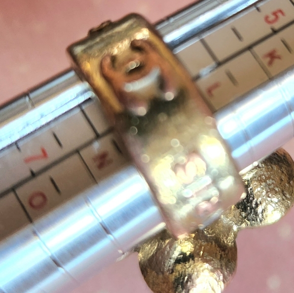 CHANEL y2k HTF Camelia Gold Gaudy Huge Chunky Rhinestone Flower Cocktail Ring 6 - Picture 15 of 15